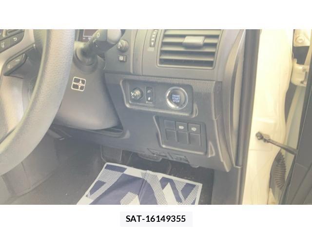Toyota LAND CRUISER PRADO 2017-10 8438308-19