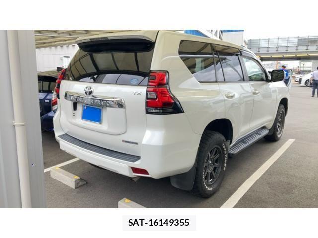 Toyota LAND CRUISER PRADO 2017-10 8438308-7