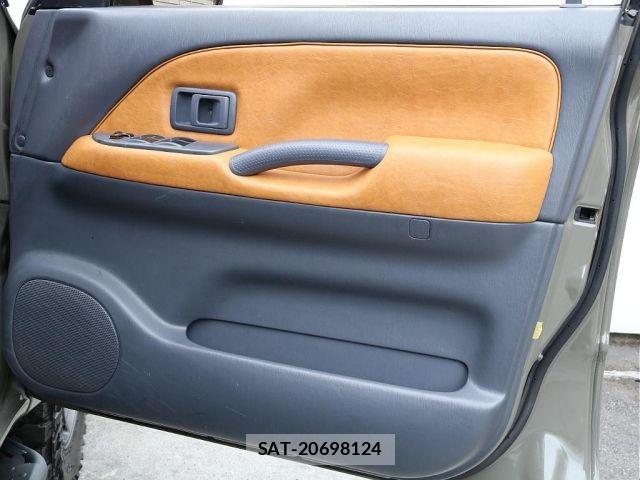 Toyota LAND CRUISER PRADO 2001-01 8438306-14
