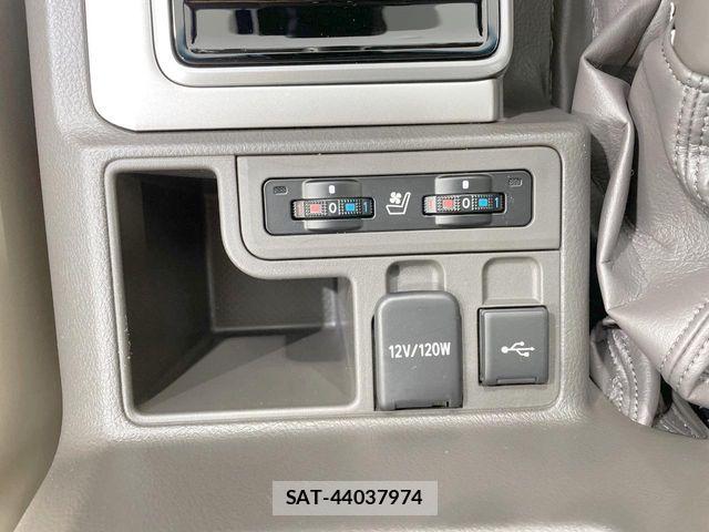 Toyota LAND CRUISER PRADO 2023-10 8438305-7