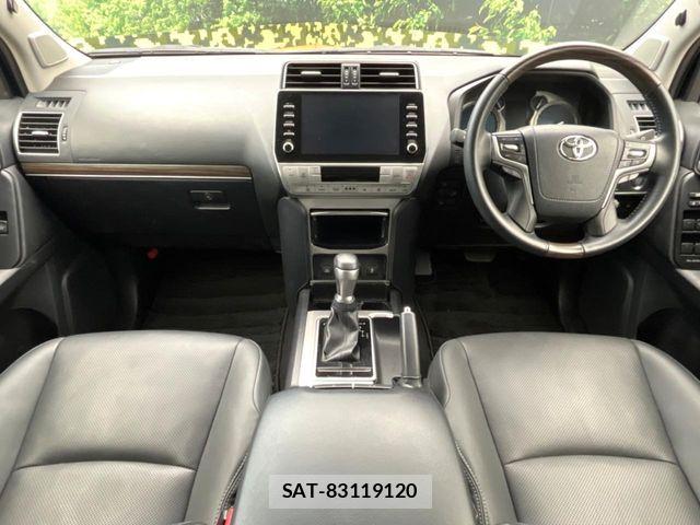 Toyota LAND CRUISER PRADO 2022-04 8438298-1