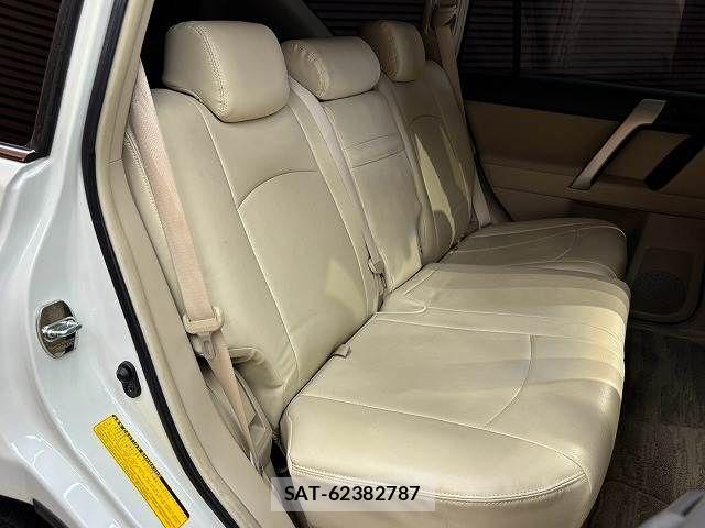 Toyota LAND CRUISER PRADO 2017-11 8485582-11