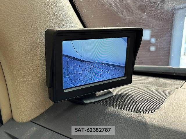 Toyota LAND CRUISER PRADO 2017-11 8485582-8