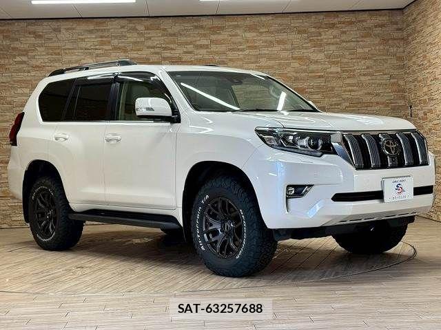 Toyota LAND CRUISER PRADO 2023-03 8485572-14