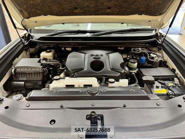 Toyota LAND CRUISER PRADO 2023-03 8485572-17