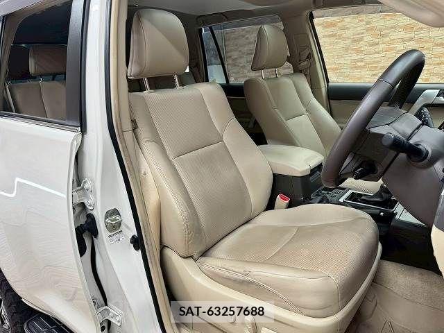 Toyota LAND CRUISER PRADO 2023-03 8485572-4