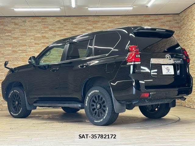 Toyota LAND CRUISER PRADO 2018-03 8485578-15