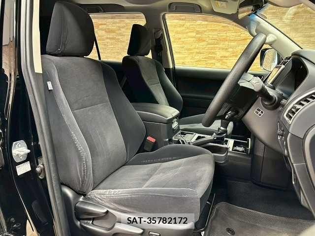 Toyota LAND CRUISER PRADO 2018-03 8485578-4