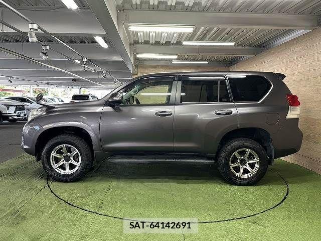 Toyota LAND CRUISER PRADO 2010-01 8485588-16