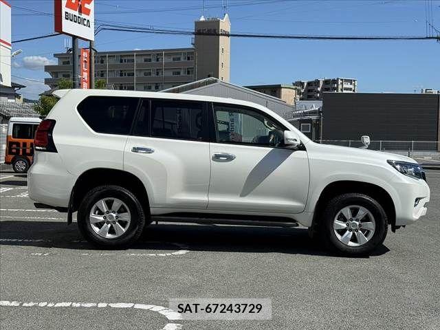 Toyota LAND CRUISER PRADO 2020-12 8525441-11