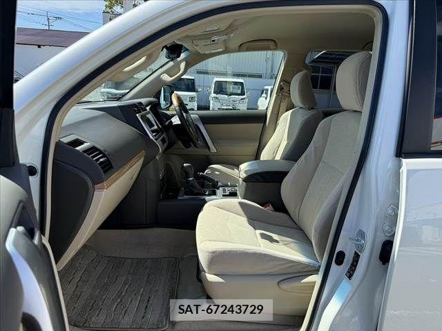 Toyota LAND CRUISER PRADO 2020-12 8525441-16