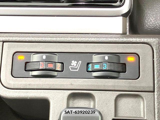 Toyota LAND CRUISER PRADO 2022-10 8525435-6