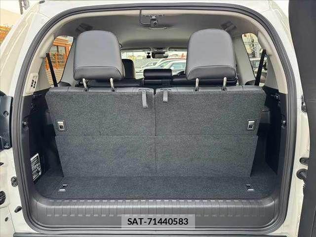 Toyota LAND CRUISER PRADO 2023-10 8525424-18