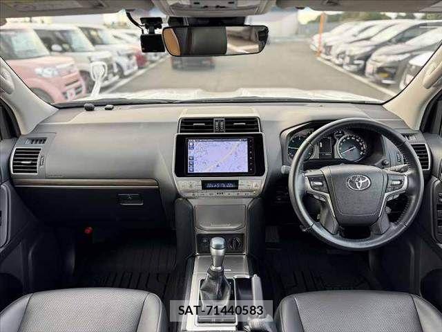 Toyota LAND CRUISER PRADO 2023-10 8525424-1