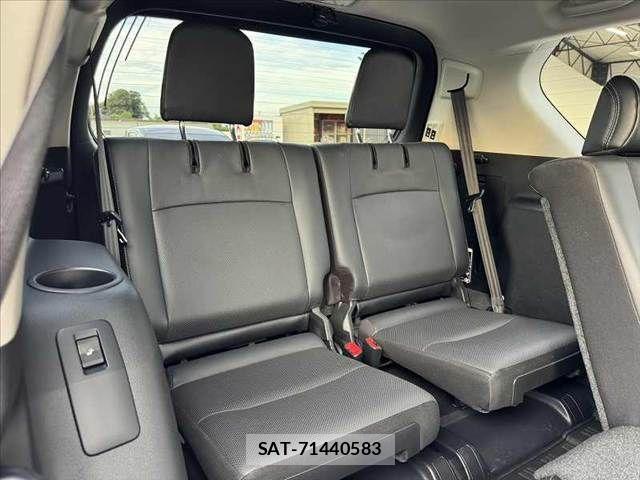 Toyota LAND CRUISER PRADO 2023-10 8525424-19
