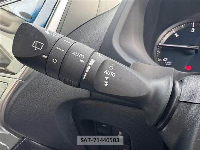 Toyota LAND CRUISER PRADO 2023-10 8525424-26