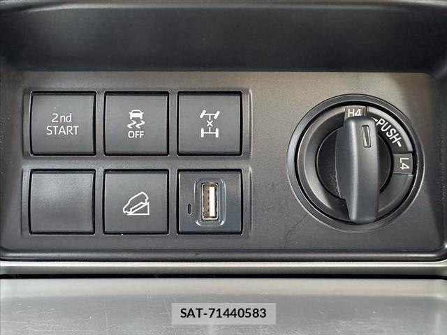 Toyota LAND CRUISER PRADO 2023-10 8525424-29