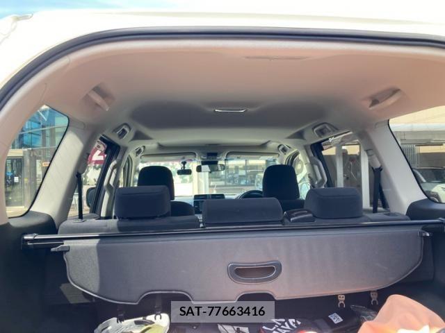 Toyota LAND CRUISER PRADO 2017-10 8525449-12
