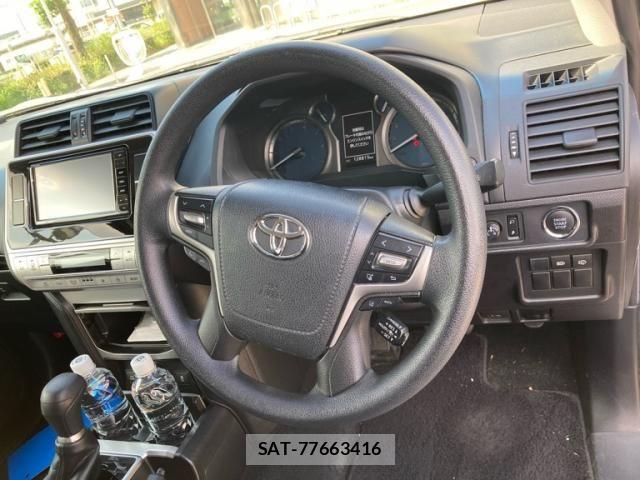 Toyota LAND CRUISER PRADO 2017-10 8525449-17