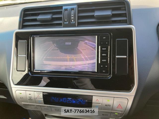 Toyota LAND CRUISER PRADO 2017-10 8525449-24