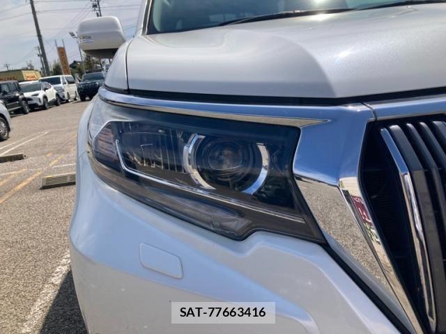Toyota LAND CRUISER PRADO 2017-10 8525449-3