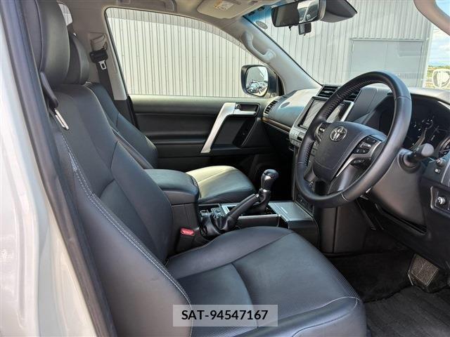 Toyota LAND CRUISER PRADO 2023-05 8525425-11