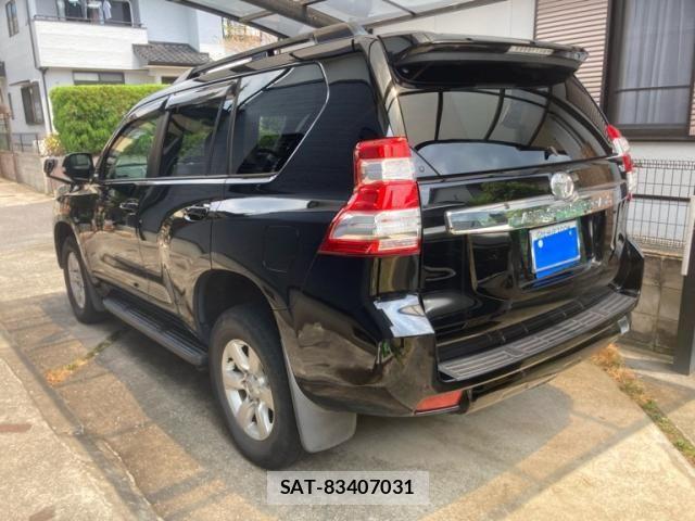 Toyota LAND CRUISER PRADO 2015-10 8562341-3