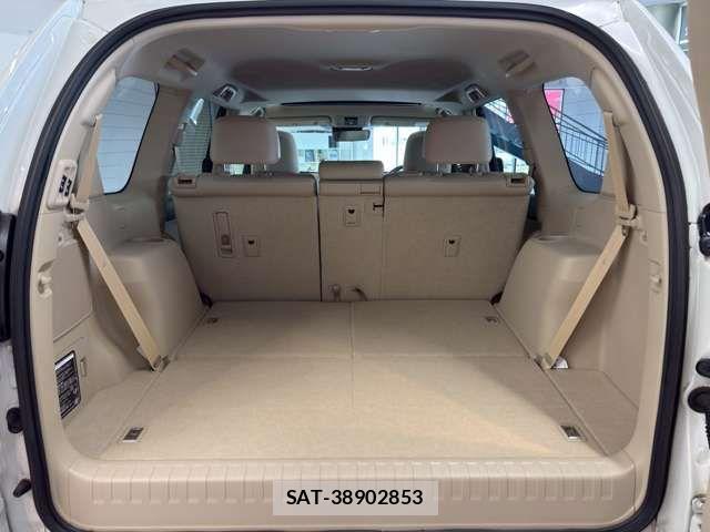 Toyota LAND CRUISER PRADO 2020-02 8562327-7