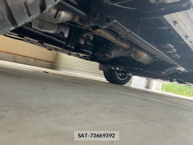 Toyota LAND CRUISER PRADO 2023-02 8562322-10