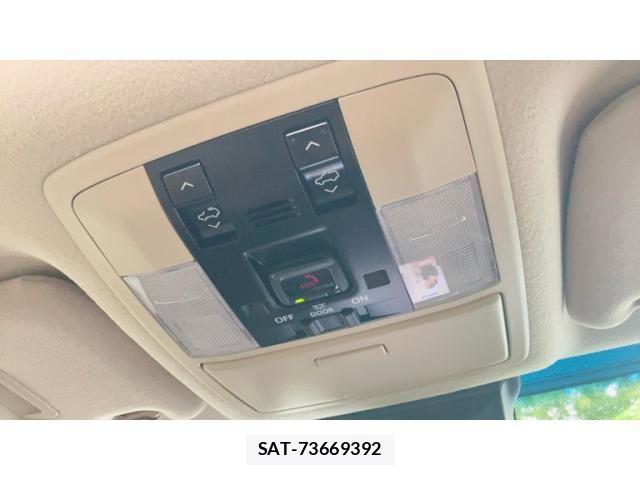 Toyota LAND CRUISER PRADO 2023-02 8562322-28