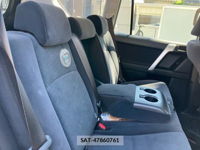 Toyota LAND CRUISER PRADO 2021-11 8562340-9