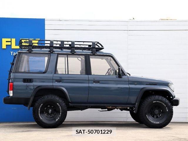 Toyota LAND CRUISER PRADO 1994-01 8562337-3
