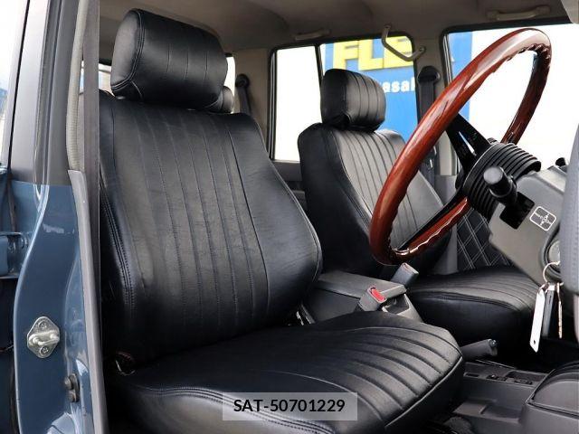 Toyota LAND CRUISER PRADO 1994-01 8562337-4