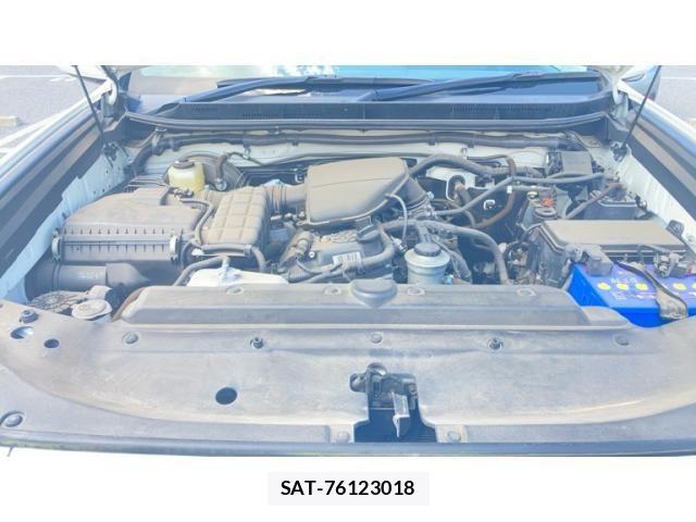 Toyota LAND CRUISER PRADO 2019-02 8562338-1