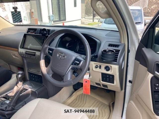 Toyota LAND CRUISER PRADO 2020-01 8562330-11