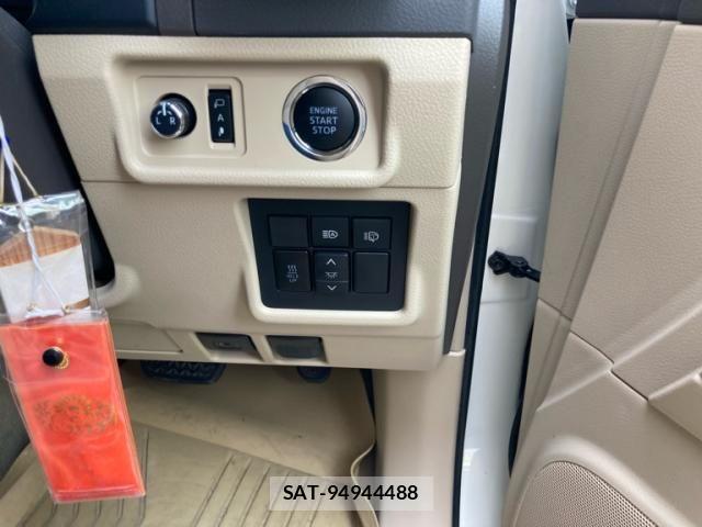 Toyota LAND CRUISER PRADO 2020-01 8562330-17