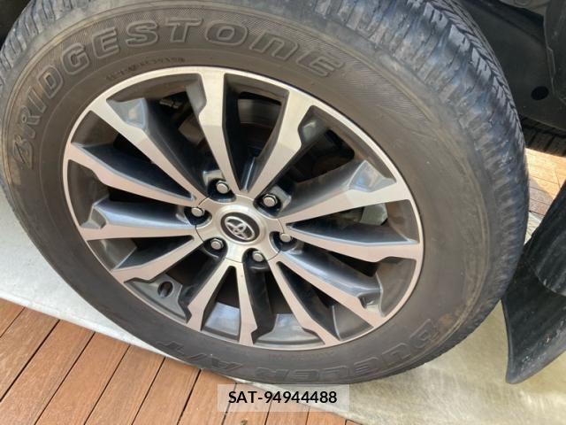 Toyota LAND CRUISER PRADO 2020-01 8562330-7