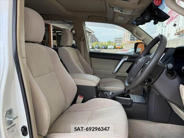 Toyota LAND CRUISER PRADO 2019-08 8562323-16