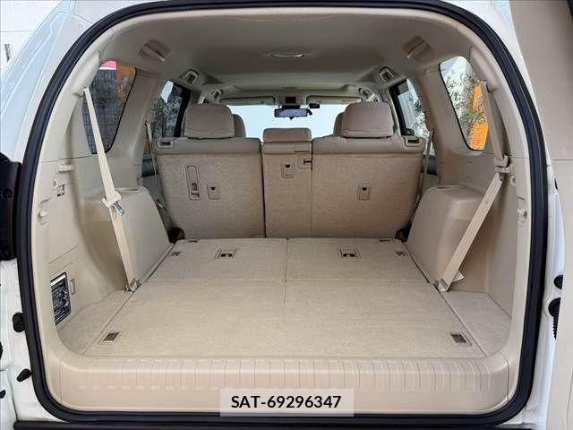 Toyota LAND CRUISER PRADO 2019-08 8562323-22