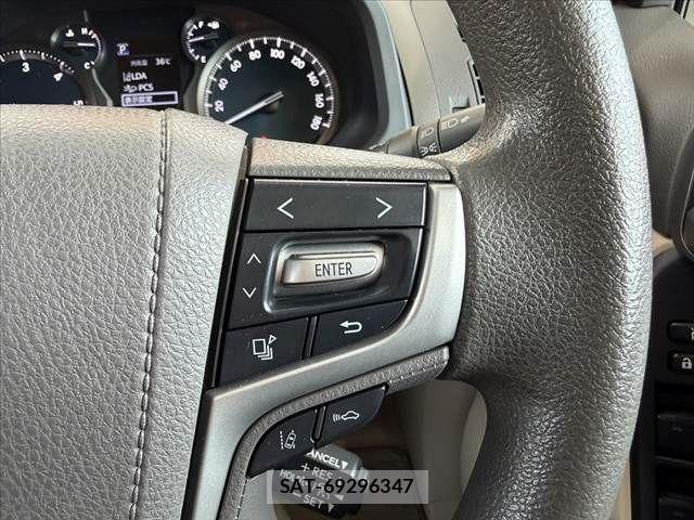 Toyota LAND CRUISER PRADO 2019-08 8562323-28