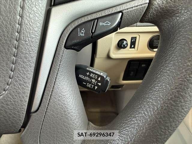 Toyota LAND CRUISER PRADO 2019-08 8562323-29