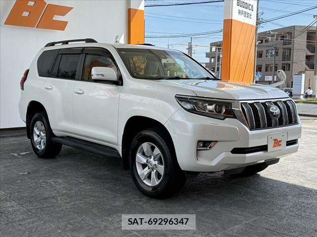 Toyota LAND CRUISER PRADO 2019-08 8562323-8