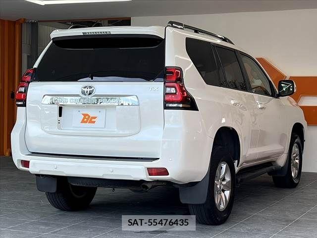 Toyota LAND CRUISER PRADO 2023-02 8562333-14