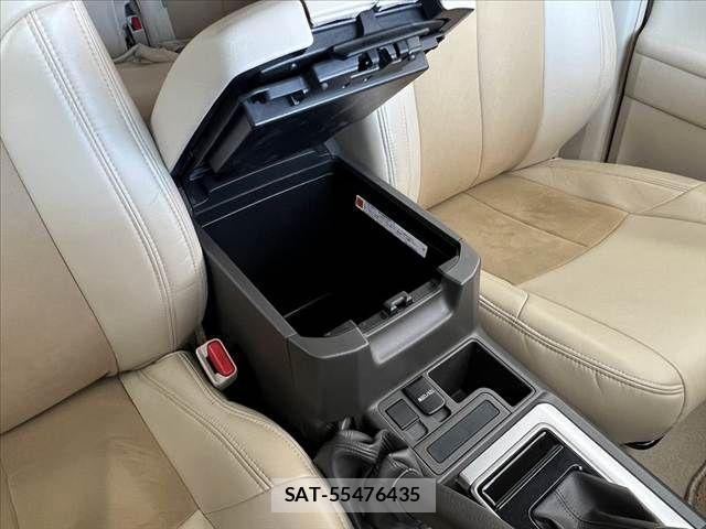 Toyota LAND CRUISER PRADO 2023-02 8562333-25