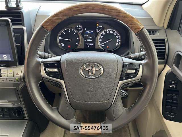 Toyota LAND CRUISER PRADO 2023-02 8562333-26