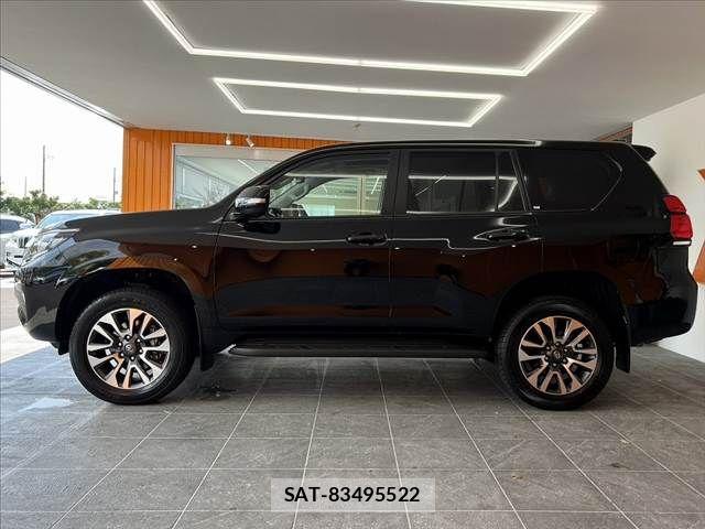 Toyota LAND CRUISER PRADO 2023-08 8562331-10