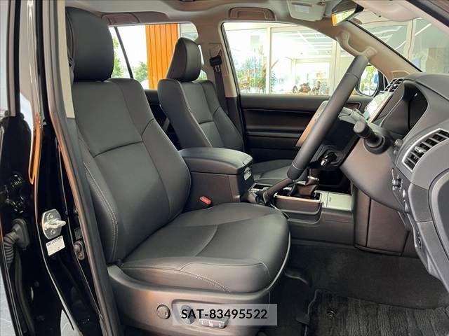 Toyota LAND CRUISER PRADO 2023-08 8562331-15