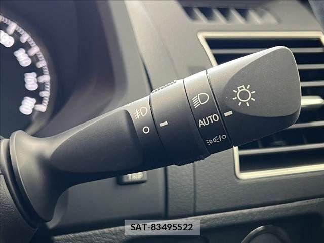 Toyota LAND CRUISER PRADO 2023-08 8562331-27