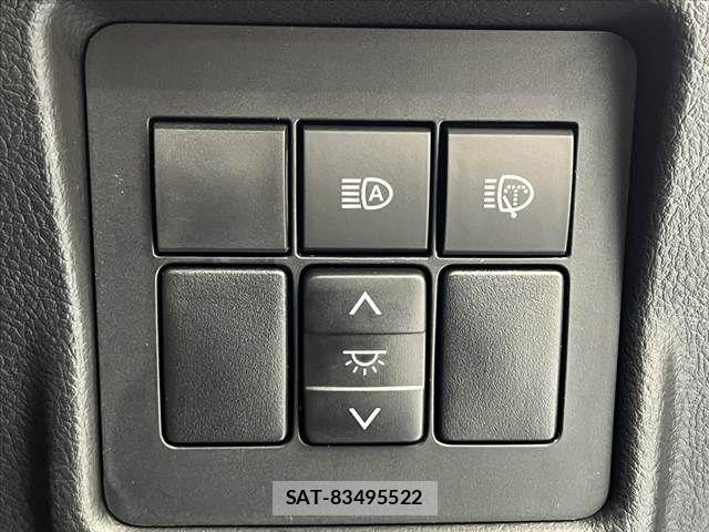 Toyota LAND CRUISER PRADO 2023-08 8562331-29