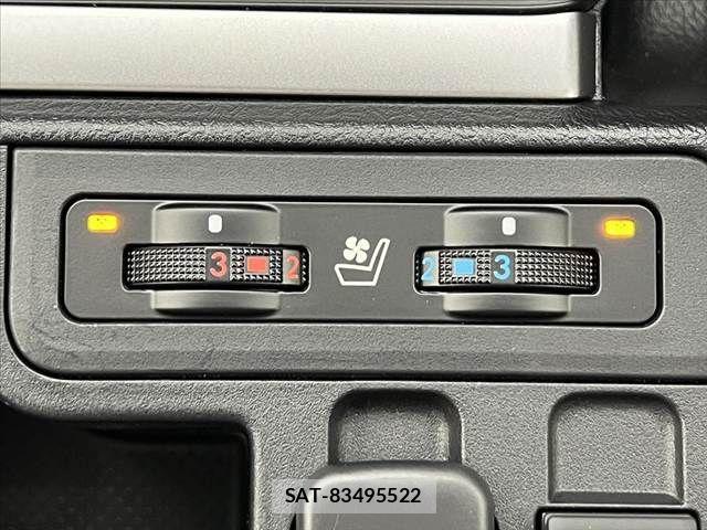 Toyota LAND CRUISER PRADO 2023-08 8562331-6